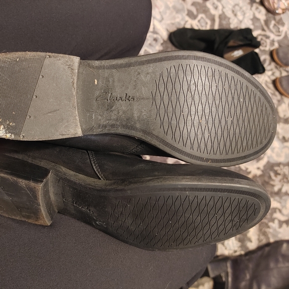 Clark side zipper booties - Picture 2 of 3